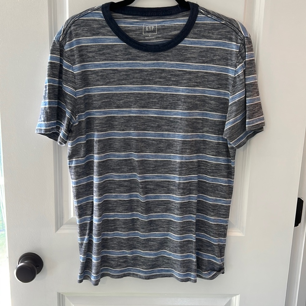 Gap mens medium blue white and navy striped heathered t shirt